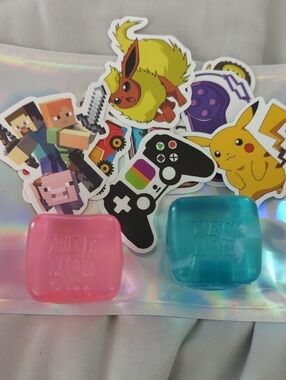 ❣️❣️NEE DOH 2 Duo Mini Nice Cube Fidget Sensory Cube Toys And Stickers ❣️❣️